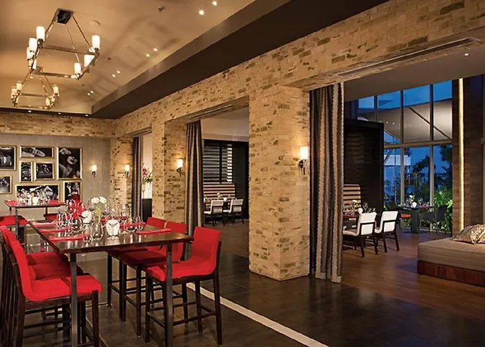 Secrets Riviera Cancun Resort & Spa (Adults Only)