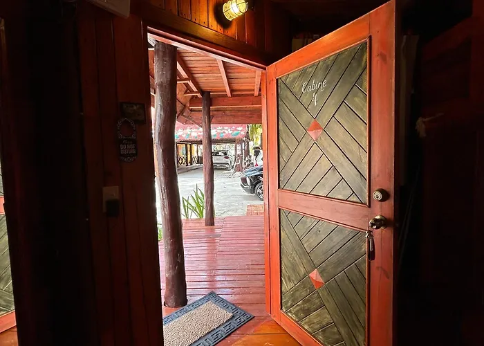 The Diving Lodge Downtown